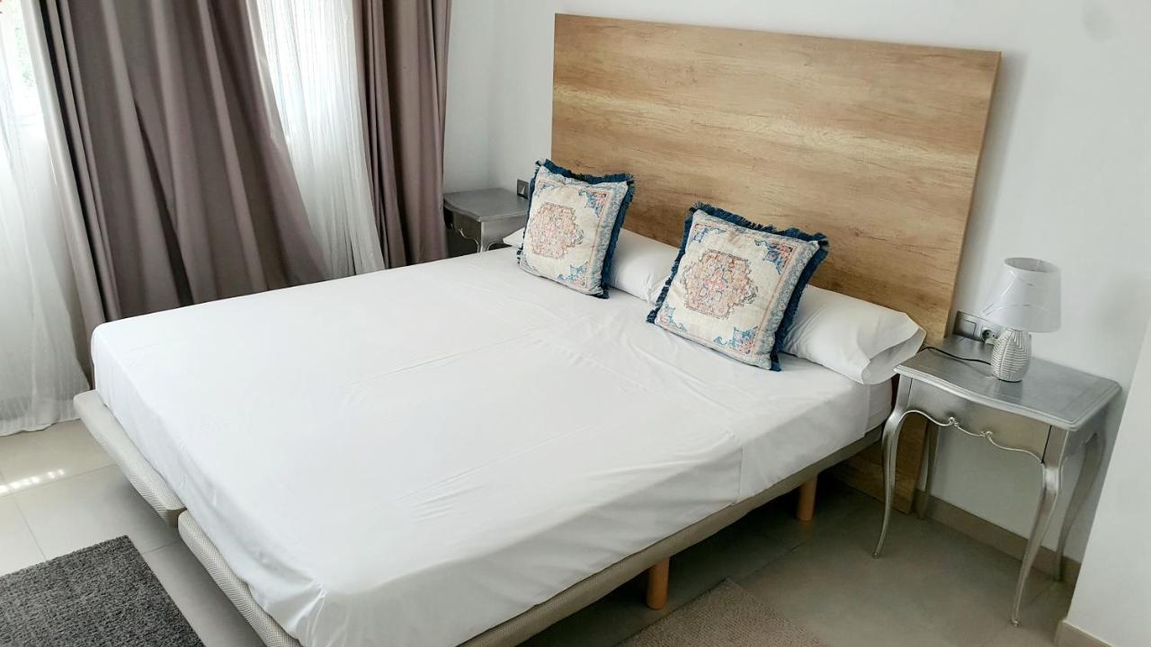 Villamartin Hotel Ghb Dehesa de Campoamor  Bagian luar foto